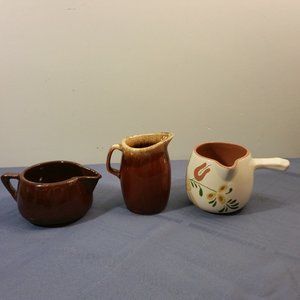 Vintage ceramic pitchers/kreamers Lot of 3
